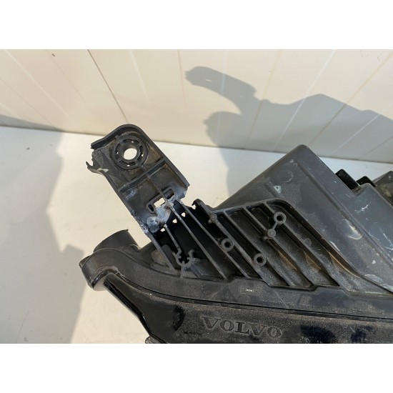 Far dreapta VOLVO EX30 2024+ 80000628 8891884332 210027/AEEMP