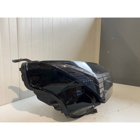 Far dreapta VOLVO EX30 2024+ 80000628 8891884332 210027/AEEMP