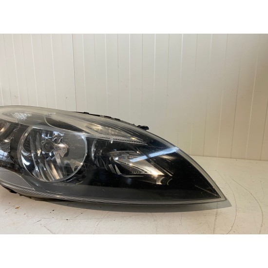 Far dreapta halogen LHD VOLVO V40 2012-2017 31420004