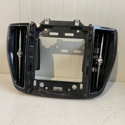 Central dashboard grille VOLVO XC60 2018+ 31417738 31477274 31477275 31417742 31417744