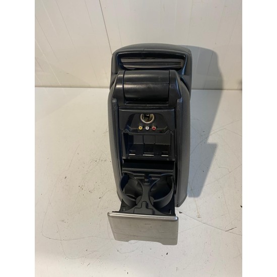 Cotiera cu DVD Volvo XC90 2007-2014 39897477 30766148 39987702