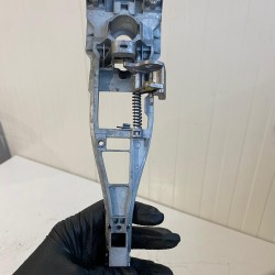 Suport maner antimoniu usa stanga fata VOLVO XC90 2003-2014 31253175