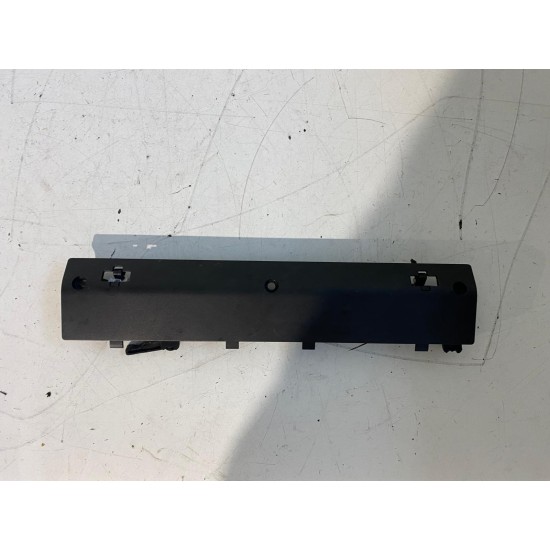  Lock mechanism glove compartment VOLVO XC90 2003-2008 30672720 3011071595