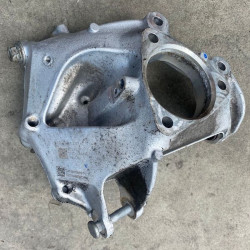 Left Rear Knuckle Volvo XC40 32246249