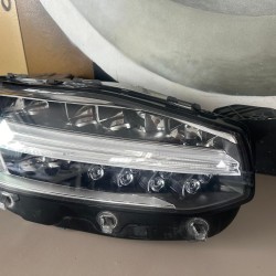 Right headlight FULL LED Volvo XC90 2018+ 31468919