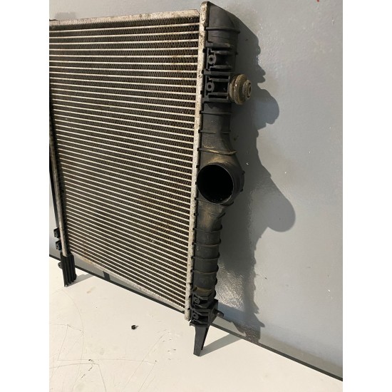 Radiator intercooler VOLVO S40 2001- 2004 30613906 Radiator intercooler VOLVO S40 2001- 2004 30613906