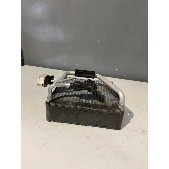 Radiator clima habitaclu VOLVO S40 2001-2004 30621932 Radiator clima habitaclu VOLVO S40 2001-2004 30621932