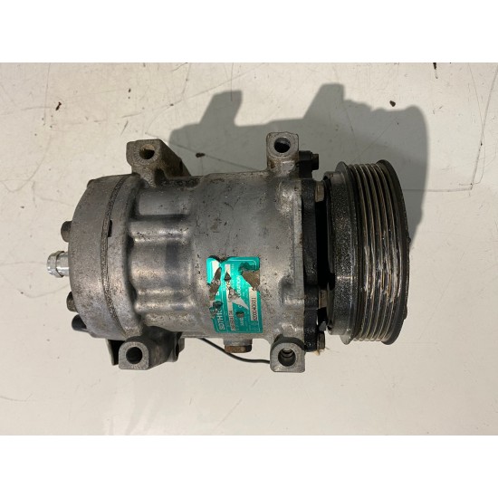 Compresor clima Volvo S40 V40 1.9 2001-2004 8200040681 8601961 Compresor clima Volvo S40 V40 1.9 2001-2004 8200040681 8601961