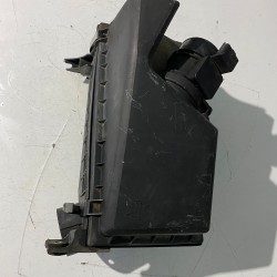 Air filter box 1.9 VOLVO S40 2001-2004 30884026