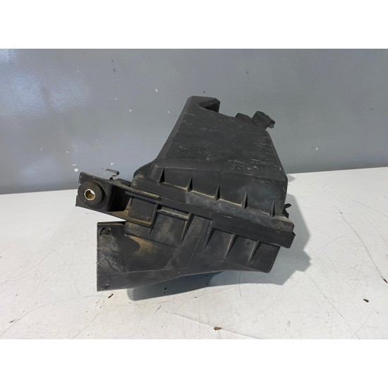 Carcasa filtru aer 1.9 VOLVO S40 2001-2004 30884026