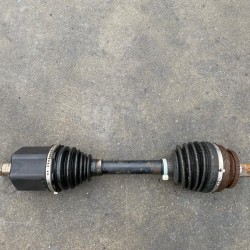 Left driveshaft automatic Volvo XC70 2001-2007 30759010 8252041