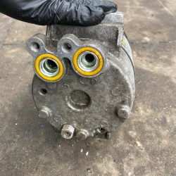 Compresor de clima 2.4 Diesel VOLVO S60 S80 V70 XC70 XC90 8708581 30665339 36001066 