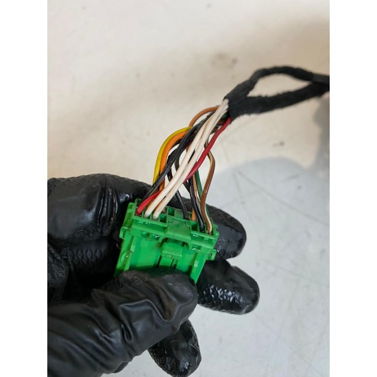 Oglinda dreapta electrica cu incalzire bec si memorie 13FIRE VOLVO XC70 2006 30745197