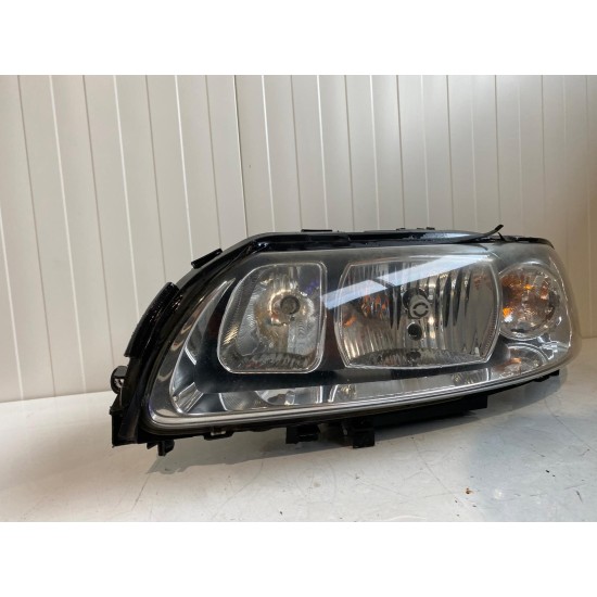 Far stanga RHD 9 pini VOLVO XC70 89902394 30698839