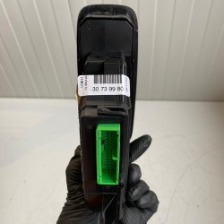 Windows switch Volvo S60 S80 V70 XC70 XC90 30739980 31334466 31334464