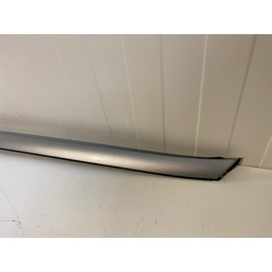 Ornament parbriz dreapta Volvo XC60 2009-2017 30784798 39803246