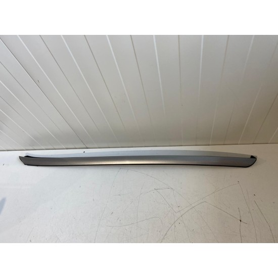 Ornament parbriz stanga Volvo XC60 2009-2017 30784797 39803231