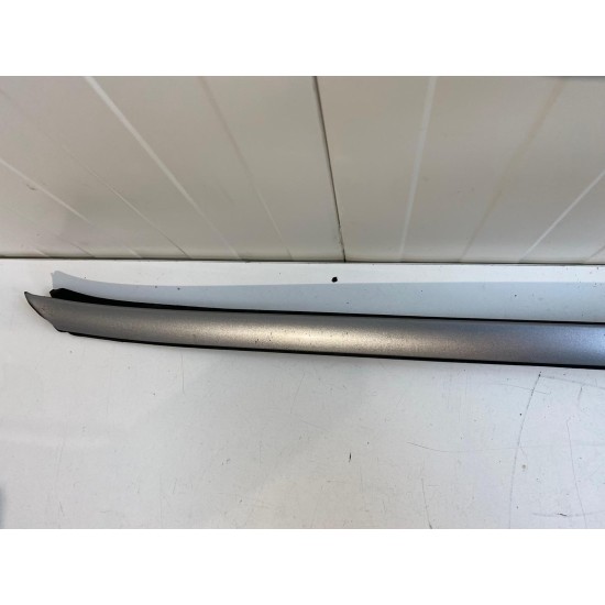 Ornament parbriz stanga Volvo XC60 2009-2017 30784797 39803231