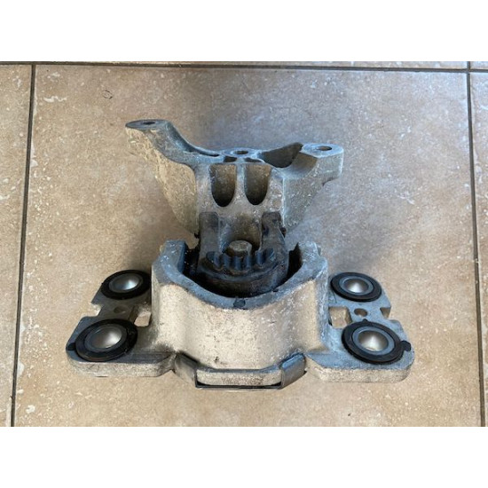 Engine mounting left Volvo S60 V60 S80 V70 XC60 XC70 31401307