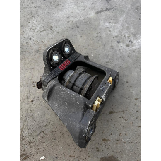 Tampon motor Volvo V60 31686887