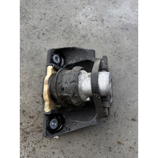 Tampon motor Volvo V60 31686887