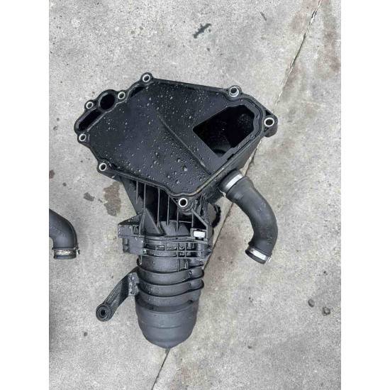 Carcasa filtru ulei Volvo S60 V60 S80 V70 XC90 XC60 30757730