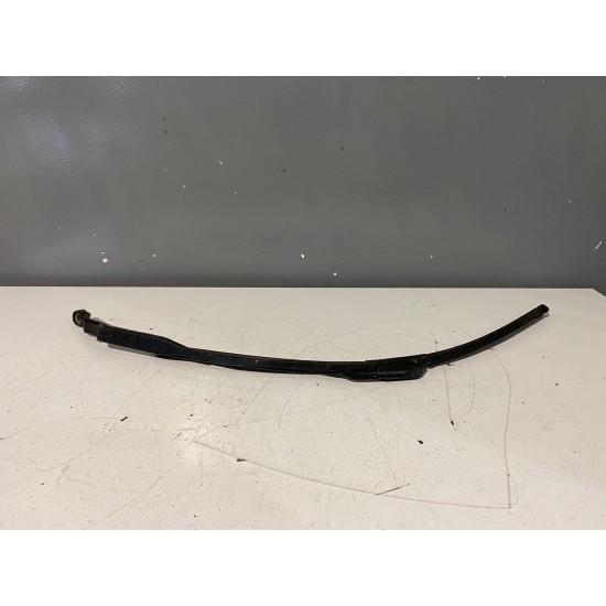 Windscreen wiper arm left front VOLVO S40 2001-2004 30874355