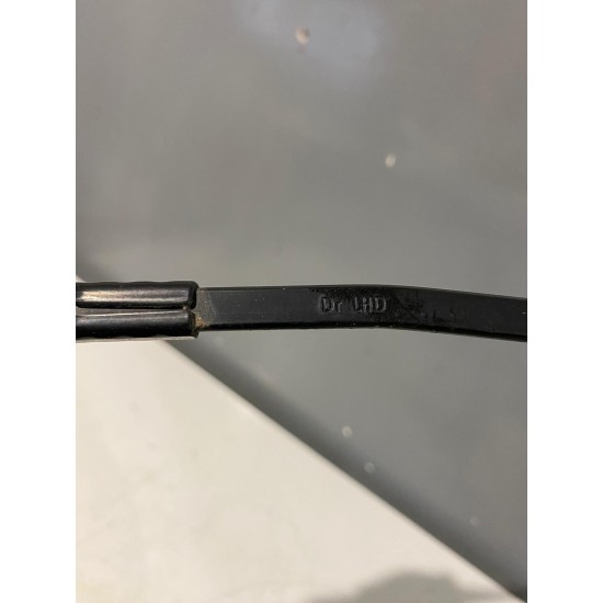 Windscreen wiper arm left front VOLVO S40 2001-2004 30874355