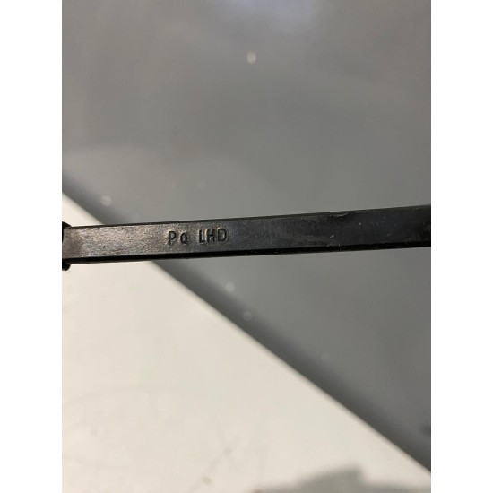 Windscreen wiper arm right front VOLVO S40 2001-2004 30874361