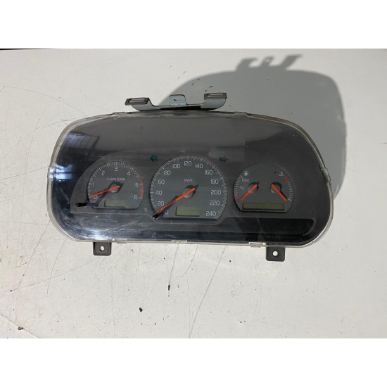 Ceasuri de bord VOLVO S40 2001-2004 30889706 8251242