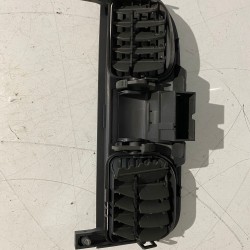 Grila centrala Volvo S40 V40 2001-2004 30613950 