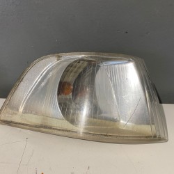 Lampa semnalizare dreapta fata VOLVO S40 2001-2004 30865563 30865561 30862524