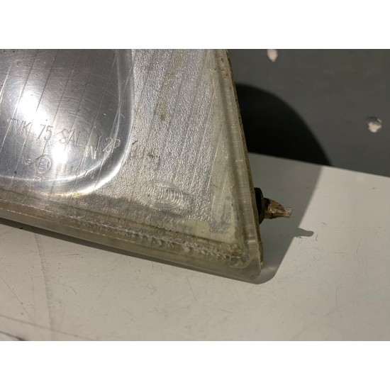 Lampa semnalizare stanga fata VOLVO S40 2001-2004 30865562 30865560 30862523