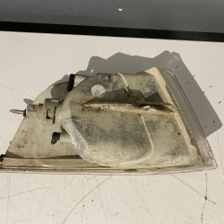 Lampa semnalizare stanga fata VOLVO S40 2001-2004 30865562 30865560 30862523