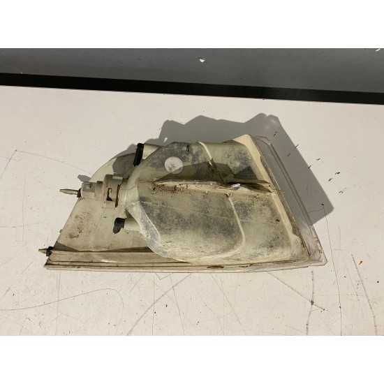 Lampa semnalizare stanga fata VOLVO S40 2001-2004 30865562 30865560 30862523