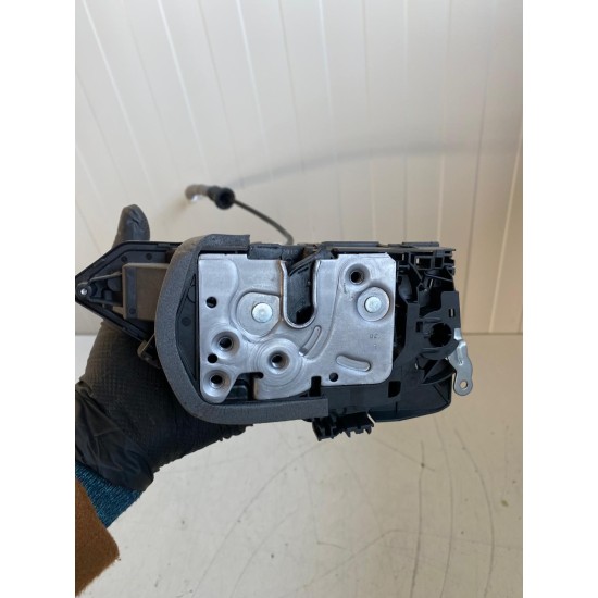 Front left door lock mechanism Volvo S60 V60 S90 V90 XC60 XC90 V60 CC 31440997