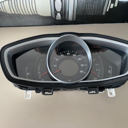 Speedometer Instrument cluster manual gearbox Volvo V40 31412873