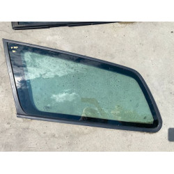 Side Window left Volvo V50 8650442
