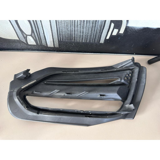 Left front bumper cover Volvo V60 S60 R-Design 2014-2018 31383154