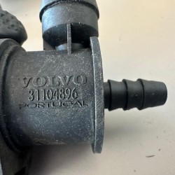 Hose valve vacuum Volvo S60 V70 31104896