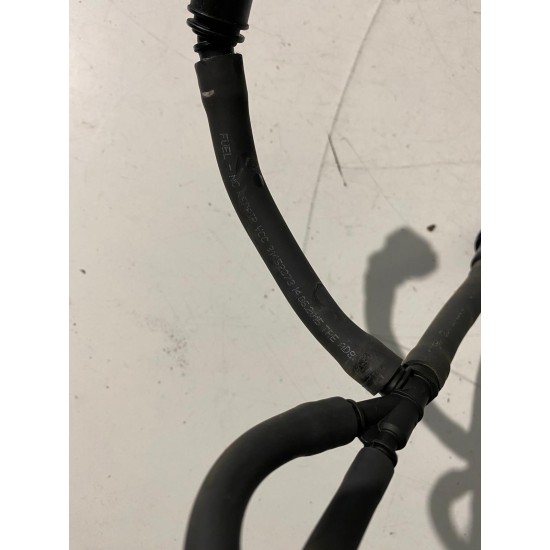 Fuel main line pipe VOLVO XC60 XC90 V40 S60 V60 2015-2018 31452373 31452374 Fuel main line pipe VOLVO XC60 XC90 V40 S60 V60 2015-2018 31452373 31452374
