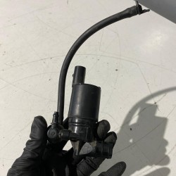 Windscreen washer pump Volvo XC60 2018 31457428 30747613 32342043 32262083