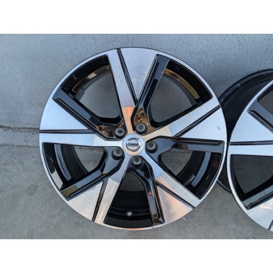 Jante 5 spite 19" Volvo XC60 XC40 XC70 XC90 S60 V60 S90 V90 - 32243375