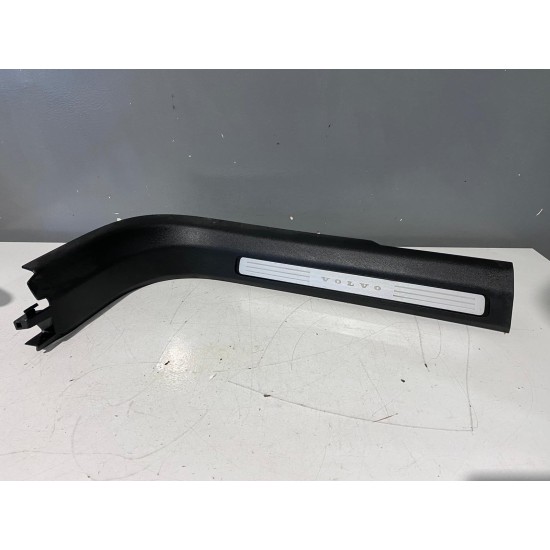 Sill moulding left rear VOLVO XC60 2018+ 31448016