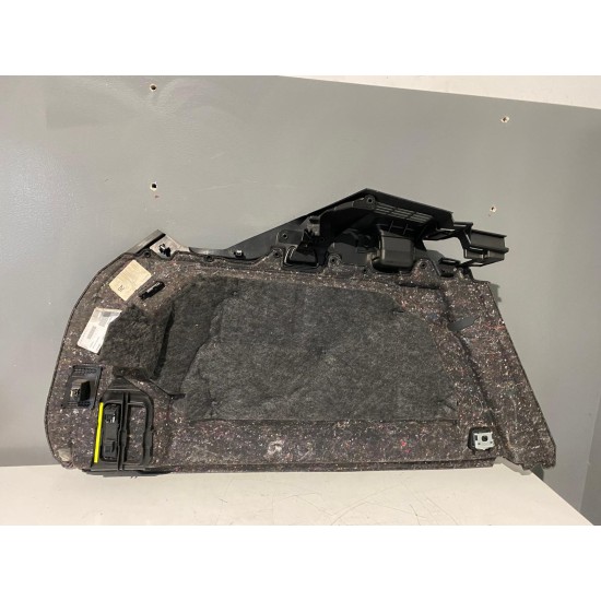Ornament portbagaj dreapta spate VOLVO XC60 2018+ 39841588