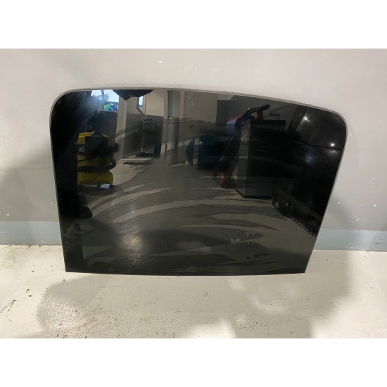 Sticla trapa parte fata VOLVO XC90 XC60 V90CC V90 V60 V60CC 31395507 31675975