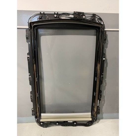 Sunroof curtain frame VOLVO XC90 2016+ XC60 2018+ 32205495 31675440 Sunroof curtain frame VOLVO XC90 2016+ XC60 2018+ 32205495 31675440