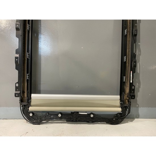 Sunroof curtain frame VOLVO XC90 2016+ XC60 2018+ 32205495 31675440 Sunroof curtain frame VOLVO XC90 2016+ XC60 2018+ 32205495 31675440
