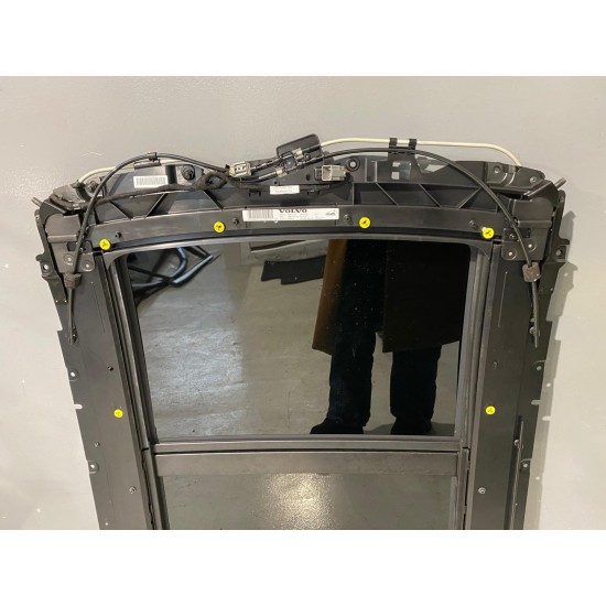 Frame roof hatch glass sunroof front and rear VOLVO XC60 39855477 31442190 31402033 31402034 Frame roof hatch glass sunroof front and rear VOLVO XC60 39855477 31442190 31402033 31402034