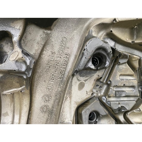 Capac Motor Volvo V60 D6 2014-2018 PLUG-IN HYBRID 31401263 